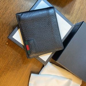 Gucci mens wallet
